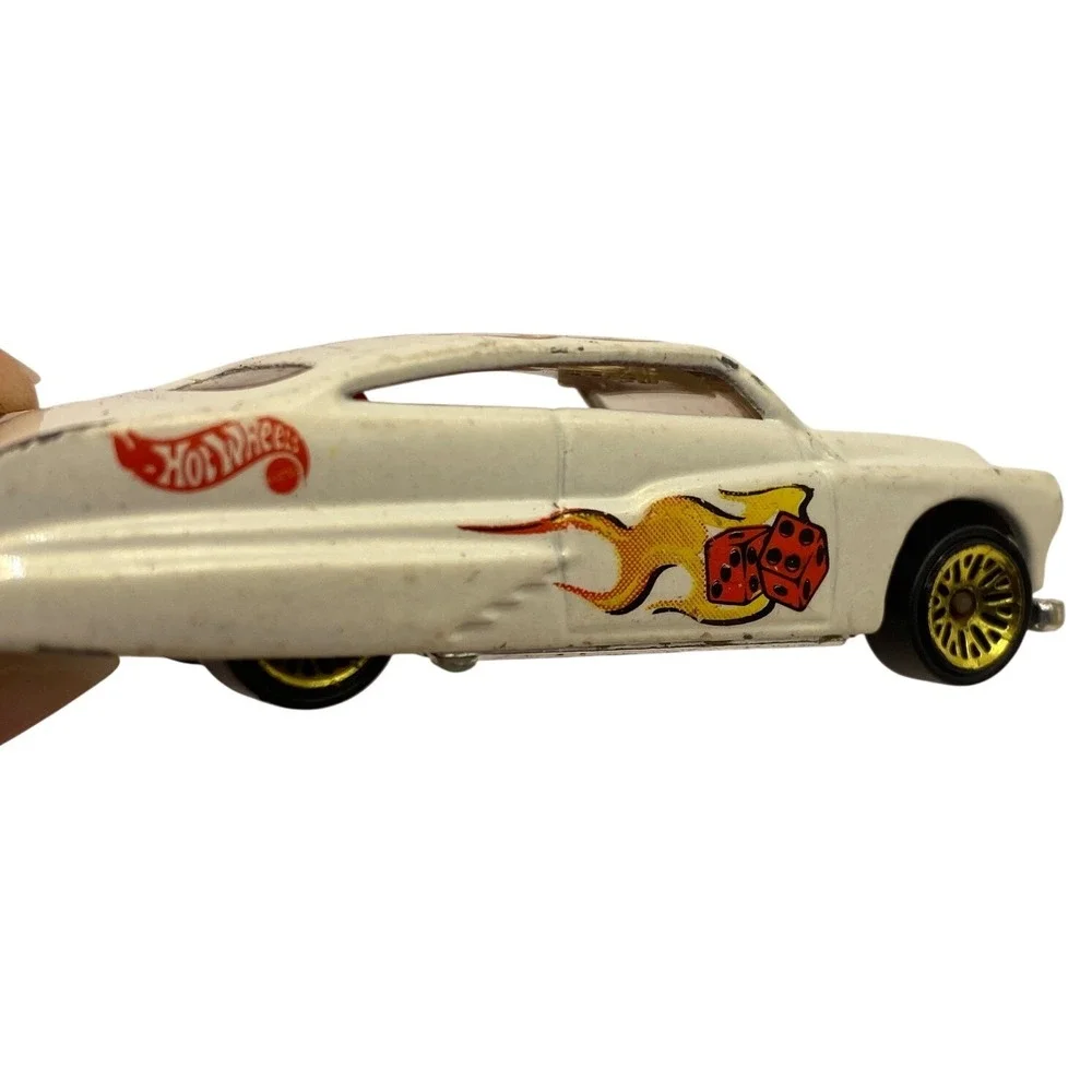 Vintage Hot Wheels Tail Dragger White Rockabilly Flaming‎ Spade Dice Mattel 1998